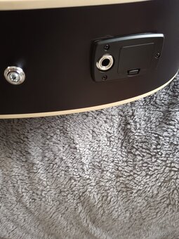 Kytara elektroakustická - 10