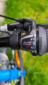 Cosmic 20 2023-24 AUTHOR - 10