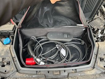 Audi e-tron 55 - 10