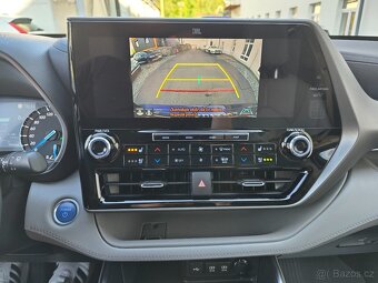 TOYOTA HIGHLANDER 4x4 2.5 182kW COMFORT 2021 / 7-míst / -DPH - 10