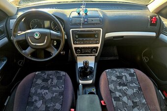 ŠKODA OCTAVIA 1,8 TSI ROK 2011 NAJ.119TIS.KM. TOP STAV - 10