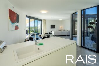 Rodinný dům s designovým atriem Kořenec u Blanska - 10