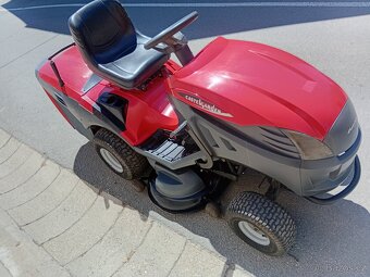 Prodám  zahradní traktor Castelgarden 17.5 Hp TX102 HYDRO - 10