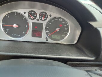 Ford Galaxy-REZERVACE - 10