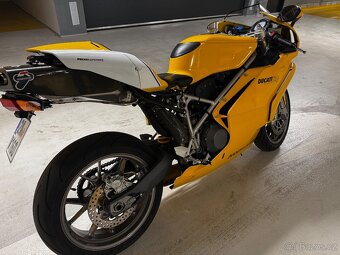Ducati 749 - 10
