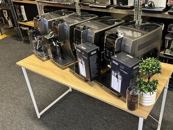 Kávovar DeLonghi Dinamica Plus ECAM 376.95.T - 10