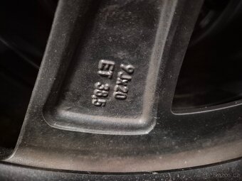 275/45 R20 volvo - 10