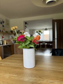 Krasna keramicka vaza - 10