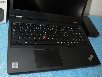 Lenovo ThinkPad P15 Workstation i9-10885H SSD 1.5TB RTX 4000 - 10
