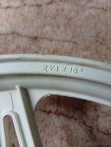 ALU KOLA NA MOPED - 10