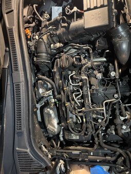 Prodám náhradní díly Škoda Superb 2 - 10