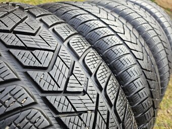 4x Zimní pneu Pirelli Scorpion Winter - 235/60 R17 XL - 85% - 10