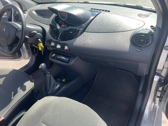 RENAULT TWINGO LIMITED 1.2i 55KW 1Majitel ČR 2014 - 10