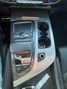 AUDI SQ7 4.0TDI 7 místné - 10