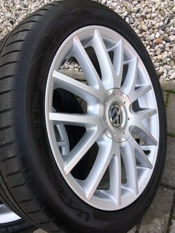 Alu kola Vw originál 17” 225/45/17 letní - 10