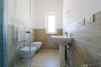 Prodej bytu 3+kk 71 m², Ortona, Itálie - 10