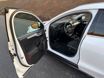 Ford Focus - 10