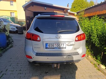 Hyundai Santa Fe - 10