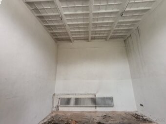 Pronájem nebytových prostorů/skladů atd. Rezervace - 10