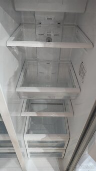 Americká lednice Samsung 496L - 10