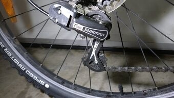 Author A-Matrix 26 2020 - 10