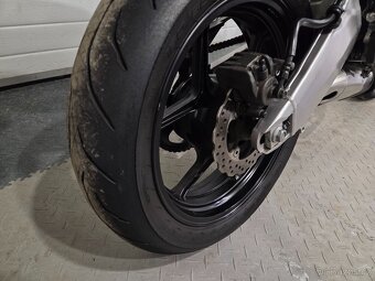 Kawasaki Versys 650 - 10