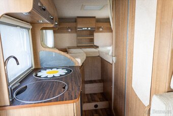Obytný automobil Hymer - 10