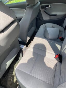 Havarované auto Seat Ibiza 2002 - 10