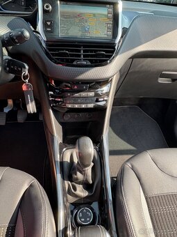 PEUGEOT 2008 ALLURE 1.6 HDI,2013, ČR,servis - 10