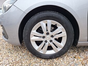 Peugeot 308 1.6HDi 88KW SW Nové v ČR +Zimní kola, S.Kniha - 10