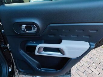 Citroen C5 Aircross Plugin Shine 225k, 35 000km top stav DPH - 10