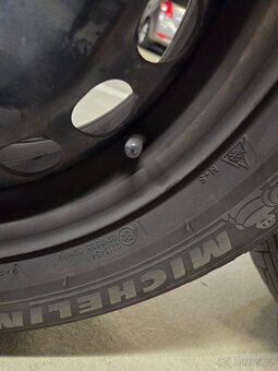 Michelin 215/60 R16 - 10