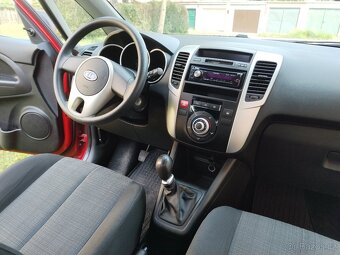 Kia Venga 1.4 BENZÍN 87000KM,KOUP.ČR,CEBIE,PO SERVISU A STK - 10