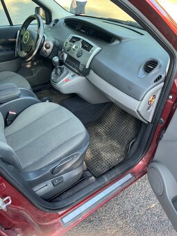 Renault Scenic 2 1.5 DCI - 10