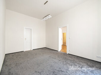 Pronájem bytu 2+1, Sokolovská, Karlín, 22.900 Kč/měs, 71 m2 - 10