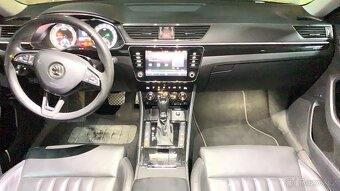 Škoda Superb 3 L&K černý combi 2017 - 10