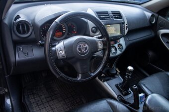 Toyota RAV4 2.2 D-4D 180 X - 10