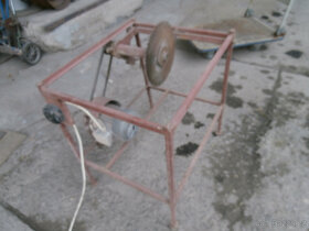 Cirkulárka domácí výroba za 500 kč - 10