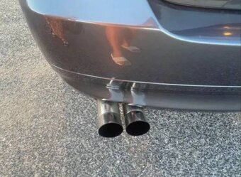 BMW E90 320i – 6st. manuál, po velkém servisu STK do 04/2026 - 10
