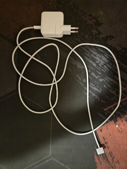 Macbook Air M2 8/256GB v záruce - 10