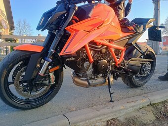 KTM 1390 Superduke EVO 2024 orange - 10