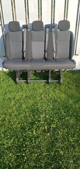 PRODÁM TROJSEDAČKU S PÁSY PRO TŘI OSOBY 2X ISOFIX - 10