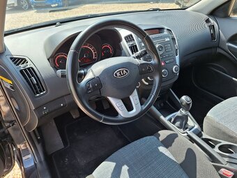 Kia Ceed 1.4i 16V 66KW Klima, S.Kniha + Zimní kola - 10