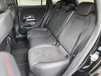 Mercedes-Benz GLA 2,0 200d 4Matic AMG line ČR 1.maj 4Matic - 10