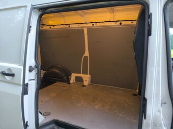 VW T5 2.0Tdi 🚗 L2H2 🚗 SERVIS a VÝBAVA - 10