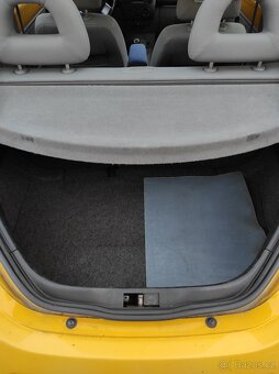 Volkswagen new Beetle - 10