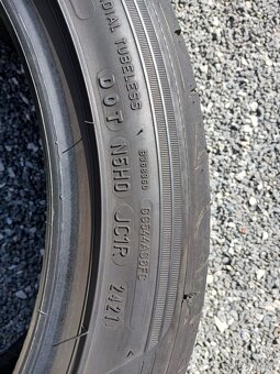 Letní pneu Goodyear 235/45/18 - vzorek 7mm - 10