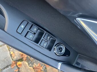 Hyundai i40,130 kW,servisní kniha - 10