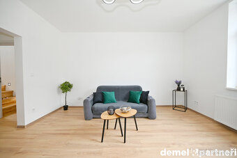 PRODEJ DOMU 4+KK VELKOMEZIŘÍČSKÁ - TŘEBÍČ - 10