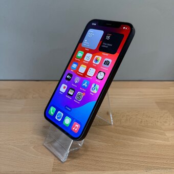 iPhone 12 64GB, černý (12 měsíců záruka) - 10